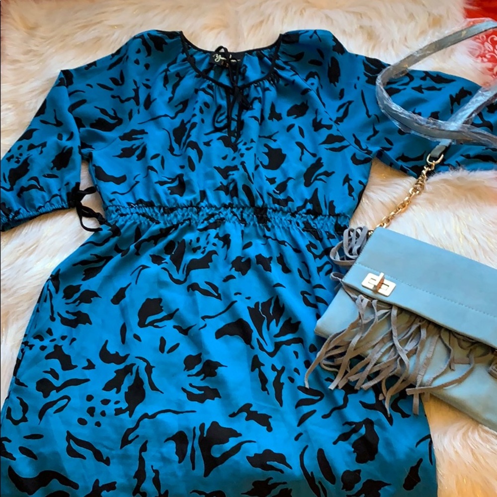 Yumi Kim Beautiful dress - Picture 2 of 8